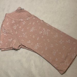 SO pink and white flower top